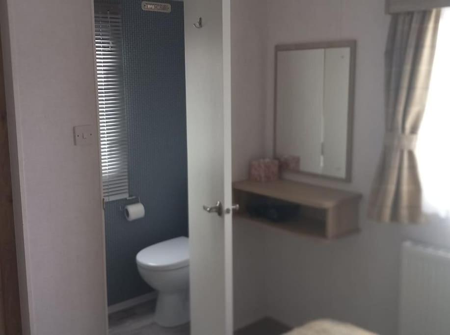 Sea Breeze, Modern, Cosy Holiday Home Haverigg Ngoại thất bức ảnh
