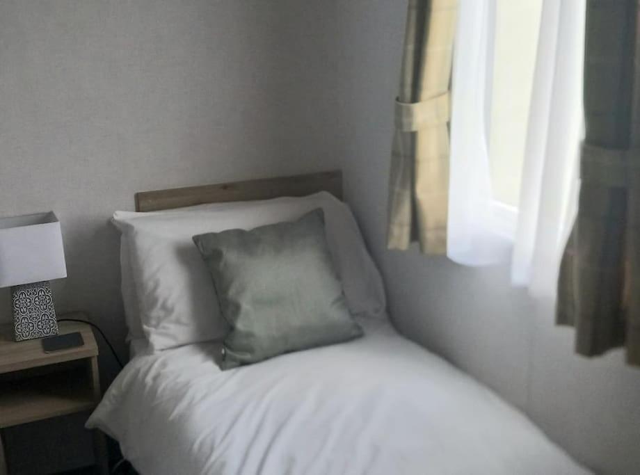 Sea Breeze, Modern, Cosy Holiday Home Haverigg Ngoại thất bức ảnh