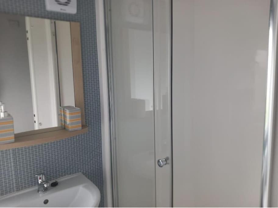 Sea Breeze, Modern, Cosy Holiday Home Haverigg Ngoại thất bức ảnh